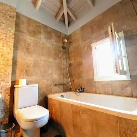 *orizontas*/5' From Town-sea/mountain View * Frinion